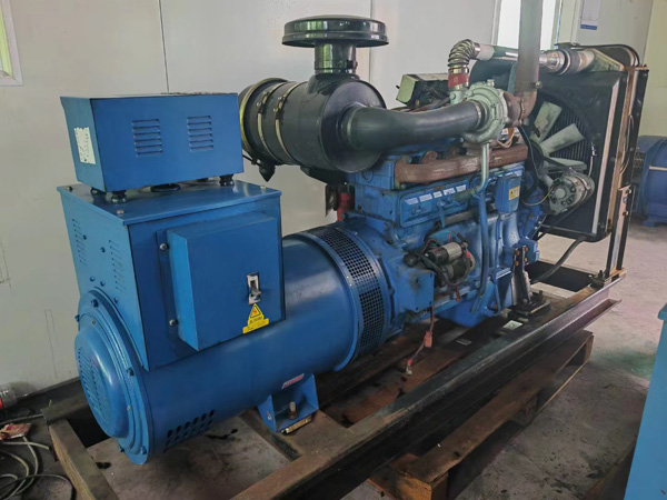 乐昌100kW柴油发电机组使用多级机油有哪些优缺点？